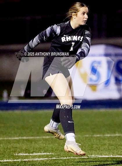 Thumbnail 3 in Lincoln vs. Twelve Bridges (CIF SJS D4 Final) photogallery.