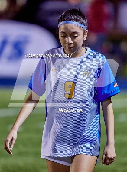 Thumbnail 3 in Lincoln vs. Twelve Bridges (CIF SJS D4 Final) photogallery.