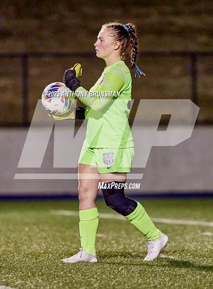 Thumbnail 3 in Lincoln vs. Twelve Bridges (CIF SJS D4 Final) photogallery.