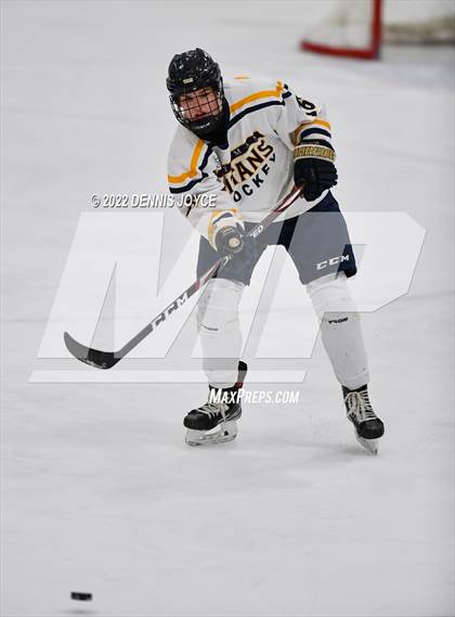 Thumbnail 2 in Canandaigua vs Webster Thomas (NYSPHSAA Section V Class B Semifinal Playoff) photogallery.
