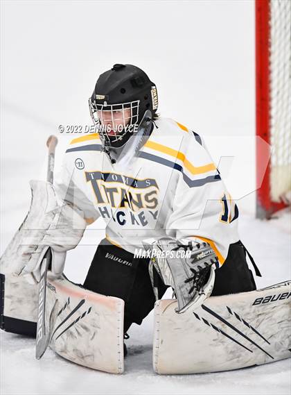 Thumbnail 3 in Canandaigua vs Webster Thomas (NYSPHSAA Section V Class B Semifinal Playoff) photogallery.