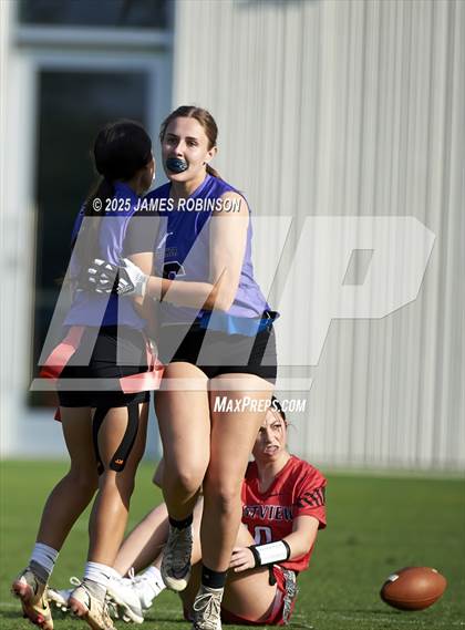Thumbnail 3 in Fletcher vs Crestview (Jaguars Preseason Classic) photogallery.