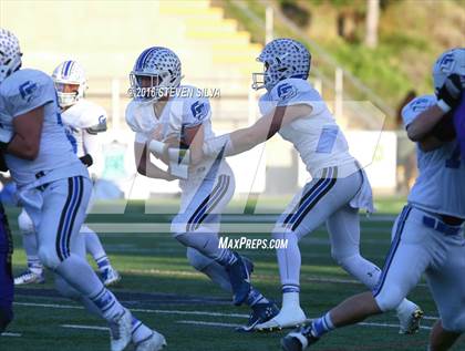 Thumbnail 2 in La Jolla Country Day vs. Santana (CIF SDS Division 4 Final) photogallery.