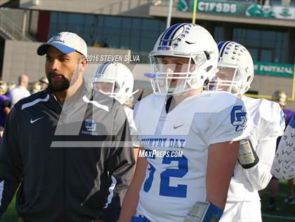 Thumbnail 1 in La Jolla Country Day vs. Santana (CIF SDS Division 4 Final) photogallery.