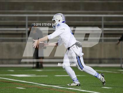 Thumbnail 1 in La Jolla Country Day vs. Santana (CIF SDS Division 4 Final) photogallery.