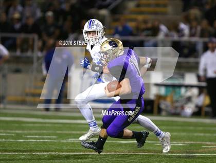 Thumbnail 2 in La Jolla Country Day vs. Santana (CIF SDS Division 4 Final) photogallery.