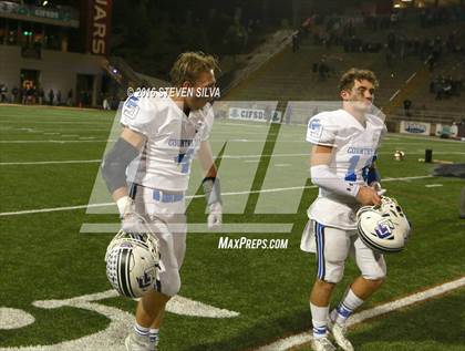 Thumbnail 3 in La Jolla Country Day vs. Santana (CIF SDS Division 4 Final) photogallery.