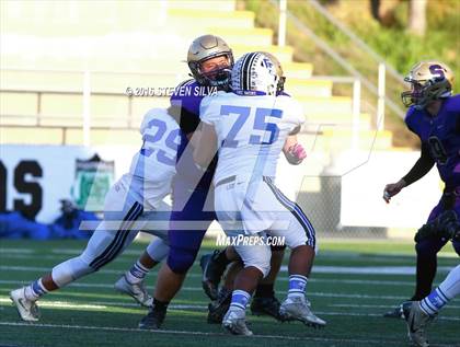 Thumbnail 3 in La Jolla Country Day vs. Santana (CIF SDS Division 4 Final) photogallery.