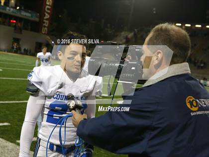 Thumbnail 2 in La Jolla Country Day vs. Santana (CIF SDS Division 4 Final) photogallery.