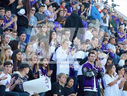 Thumbnail 2 in La Jolla Country Day vs. Santana (CIF SDS Division 4 Final) photogallery.