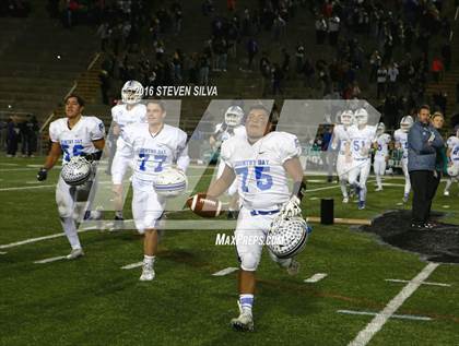 Thumbnail 1 in La Jolla Country Day vs. Santana (CIF SDS Division 4 Final) photogallery.