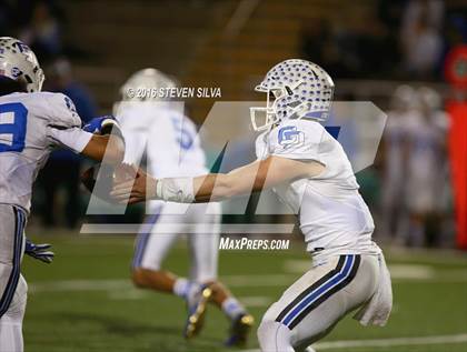 Thumbnail 3 in La Jolla Country Day vs. Santana (CIF SDS Division 4 Final) photogallery.