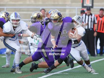 Thumbnail 1 in La Jolla Country Day vs. Santana (CIF SDS Division 4 Final) photogallery.