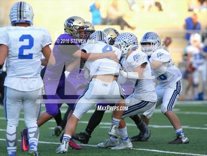 Thumbnail 2 in La Jolla Country Day vs. Santana (CIF SDS Division 4 Final) photogallery.
