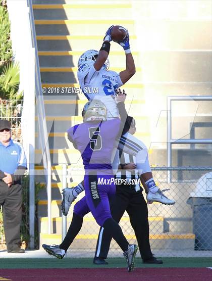 Thumbnail 1 in La Jolla Country Day vs. Santana (CIF SDS Division 4 Final) photogallery.
