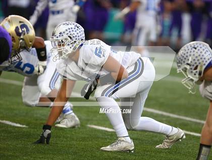 Thumbnail 1 in La Jolla Country Day vs. Santana (CIF SDS Division 4 Final) photogallery.