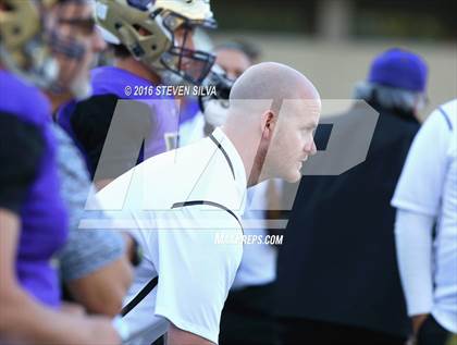 Thumbnail 3 in La Jolla Country Day vs. Santana (CIF SDS Division 4 Final) photogallery.