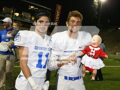 Thumbnail 3 in La Jolla Country Day vs. Santana (CIF SDS Division 4 Final) photogallery.