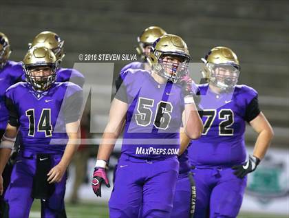 Thumbnail 1 in La Jolla Country Day vs. Santana (CIF SDS Division 4 Final) photogallery.