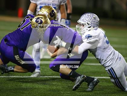 Thumbnail 2 in La Jolla Country Day vs. Santana (CIF SDS Division 4 Final) photogallery.