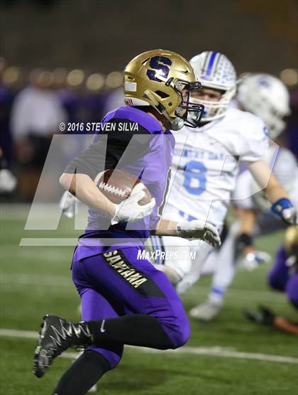 Thumbnail 1 in La Jolla Country Day vs. Santana (CIF SDS Division 4 Final) photogallery.