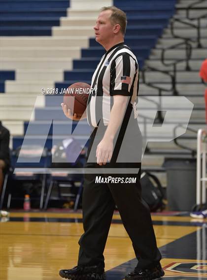 Thumbnail 3 in Leuzinger vs. Silverado (Tarkanian Classic) photogallery.