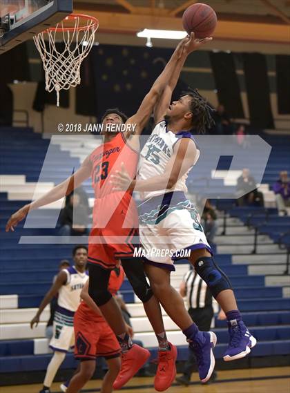 Thumbnail 2 in Leuzinger vs. Silverado (Tarkanian Classic) photogallery.