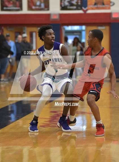 Thumbnail 2 in Leuzinger vs. Silverado (Tarkanian Classic) photogallery.