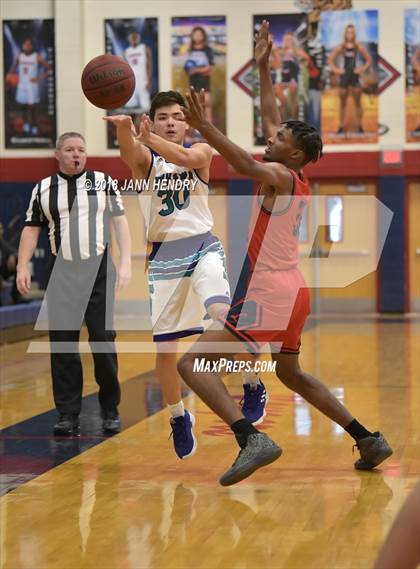 Thumbnail 3 in Leuzinger vs. Silverado (Tarkanian Classic) photogallery.