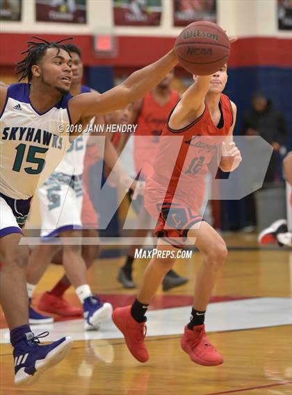 Thumbnail 2 in Leuzinger vs. Silverado (Tarkanian Classic) photogallery.