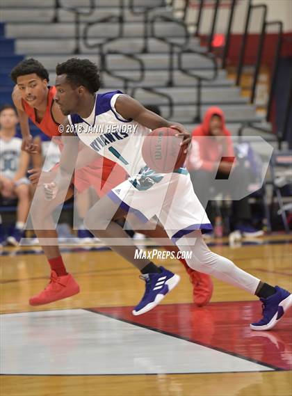 Thumbnail 2 in Leuzinger vs. Silverado (Tarkanian Classic) photogallery.