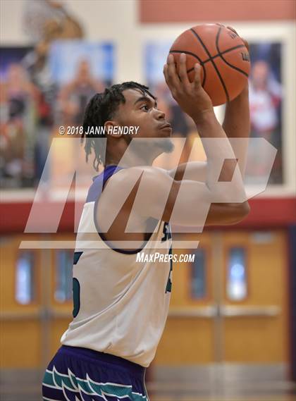 Thumbnail 2 in Leuzinger vs. Silverado (Tarkanian Classic) photogallery.