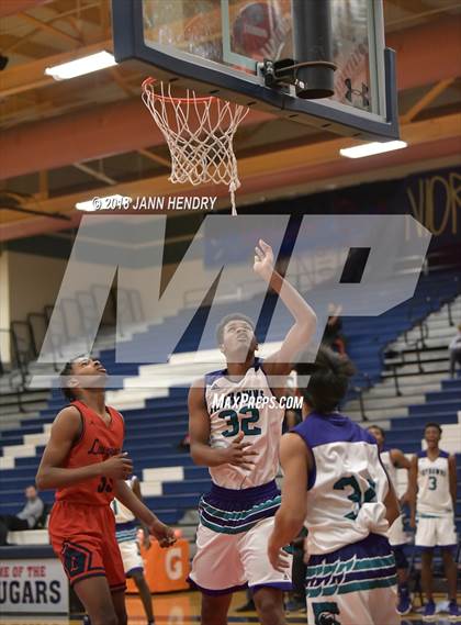 Thumbnail 3 in Leuzinger vs. Silverado (Tarkanian Classic) photogallery.