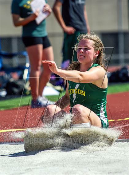 Thumbnail 1 in Sunset League Track and Field Championships photogallery.