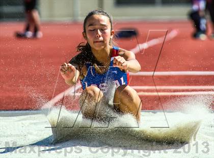 Thumbnail 1 in Sunset League Track and Field Championships photogallery.