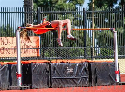Thumbnail 1 in Sunset League Track and Field Championships photogallery.