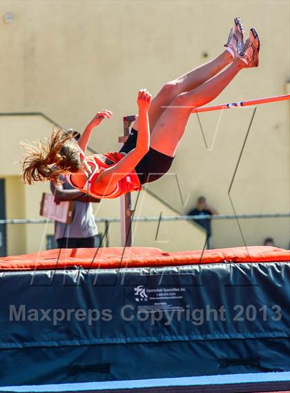 Thumbnail 3 in Sunset League Track and Field Championships photogallery.