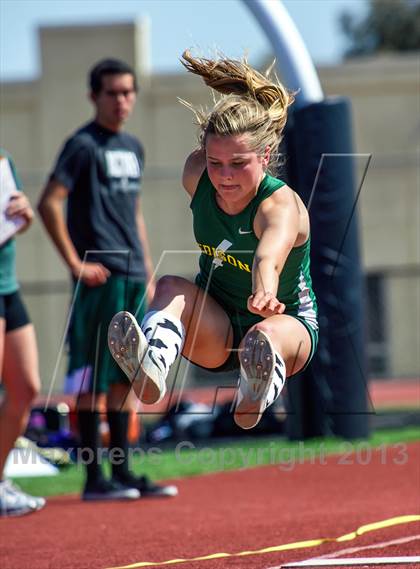 Thumbnail 3 in Sunset League Track and Field Championships photogallery.