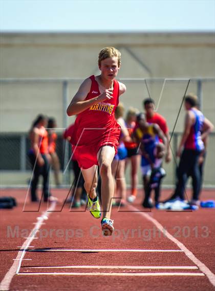 Thumbnail 1 in Sunset League Track and Field Championships photogallery.