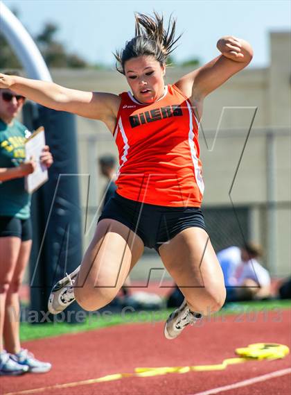 Thumbnail 3 in Sunset League Track and Field Championships photogallery.