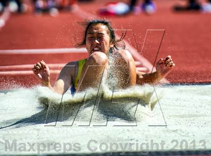 Thumbnail 2 in Sunset League Track and Field Championships photogallery.