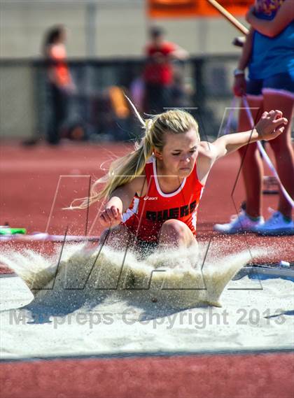 Thumbnail 3 in Sunset League Track and Field Championships photogallery.