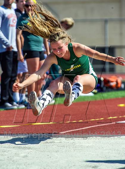 Thumbnail 3 in Sunset League Track and Field Championships photogallery.