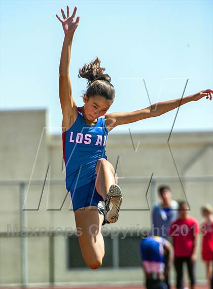 Thumbnail 2 in Sunset League Track and Field Championships photogallery.