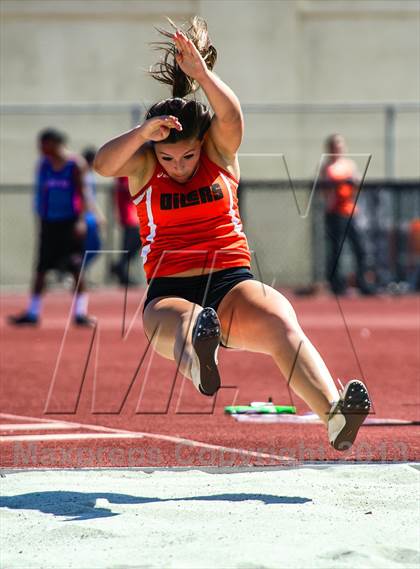 Thumbnail 2 in Sunset League Track and Field Championships photogallery.