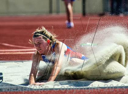 Thumbnail 1 in Sunset League Track and Field Championships photogallery.