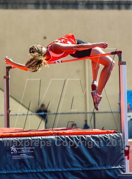 Thumbnail 1 in Sunset League Track and Field Championships photogallery.