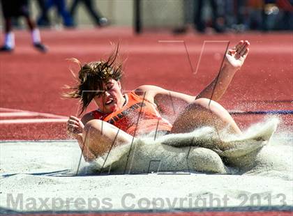 Thumbnail 1 in Sunset League Track and Field Championships photogallery.
