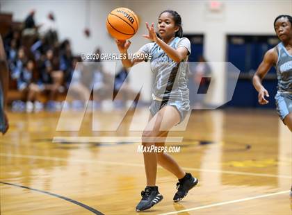 Thumbnail 1 in Overhills @ Cape Fear photogallery.