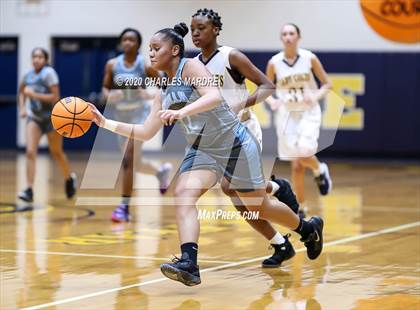 Thumbnail 1 in Overhills @ Cape Fear photogallery.